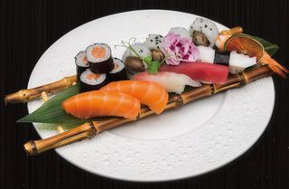 421Sushi misto 14  pezzi