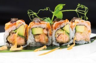 401Ura sake truffle plus roll 4 pezzi