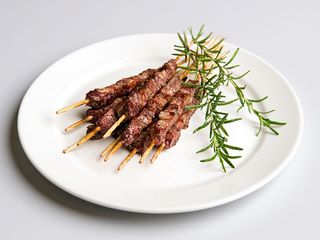 Arrosticini di pecora 10 pezzi con brezel