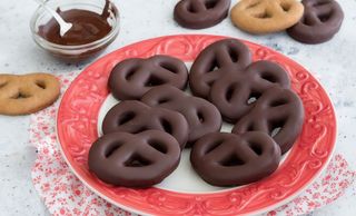 Brezel con cioccolato belga e panna