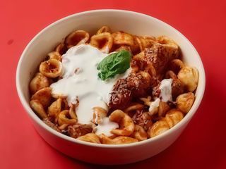 Orecchiette con pezzetti e stracciatella