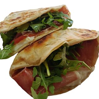 Piada prosciutto crudo di Parma squacquerone e rucola