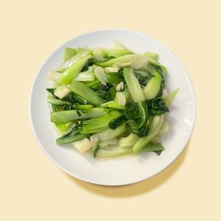 Pak choi saltato in padella炒小白菜