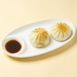 Bao di maiale alla piastra (2 pz) 猪肉生煎包