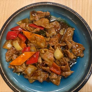 Manzo al basilico thailandese泰式金不换牛肉