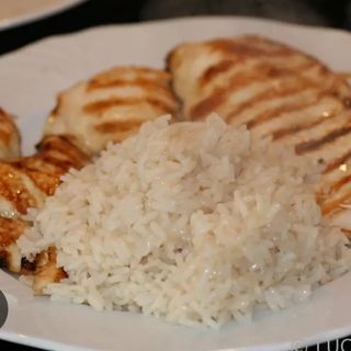 Riso basmati con pollo e salsa grana