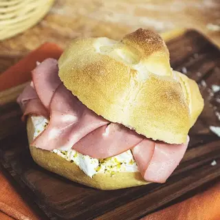 Panino con la Bologna 