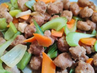 Rou wan红烧肉丸