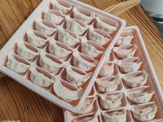 Ravioli crudi Forma mezzaluna