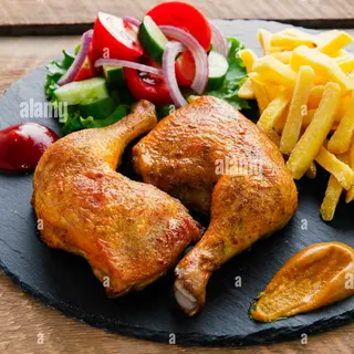 Cosce di pollo+patatine fritte+insalata