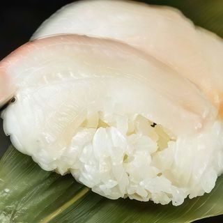 Nigiri branzino 2  pezzi