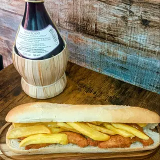 Baguette con straccetti di pollo e patatine