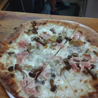 Cotto e funghi