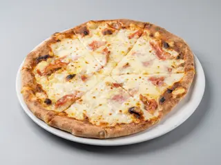 Quattro formaggi con mortadella