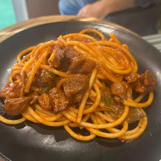 Spaghetti con soffritto napoletano