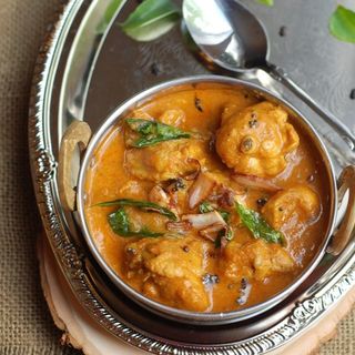 Nadaan chicken curry