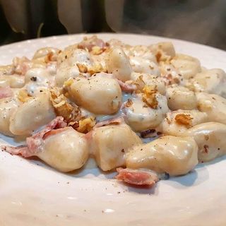 Gnocchi Speck e Zola