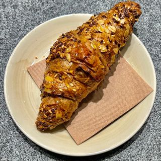 Croissant integrale al miele