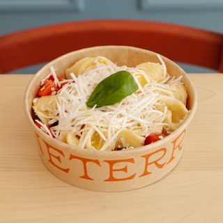 Orecchiette alla crudaiola.