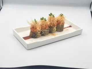 98. Hosomaki spicy salmon