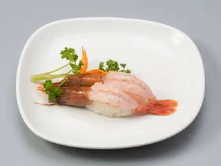 65. Amaebi nigiri