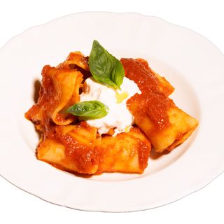 Paccheri pomodoro e stracciatella