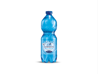 Acqua gasata San Benedetto