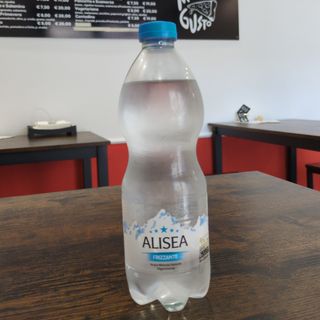 Acqua frizzante 50 cl