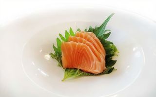 Sashimi salmone