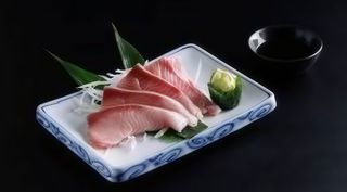 Sashimi branzino