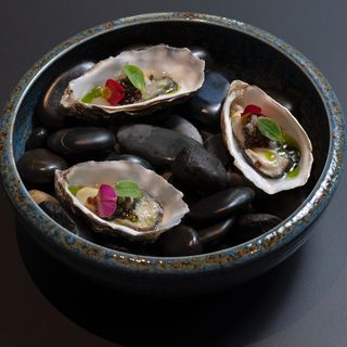 Ostriche Gillardeau e caviale 3 pezzi