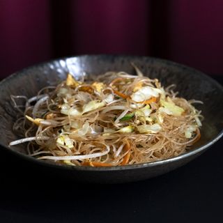 Spaghetti di riso con verdure