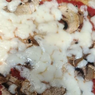 Pizza tonda funghi