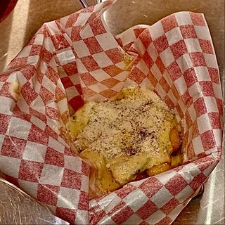 Gnocchetti fritti  con crema  ai funghi 