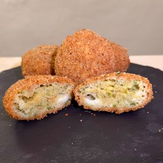 Polpetta con provola pz. 1 ~37 g