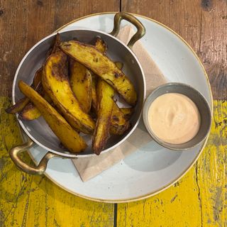 Patate rustiche al forno