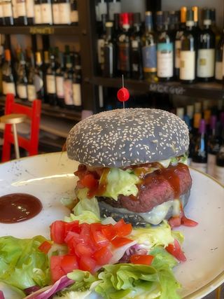 Hamburger di fassona scamorza salsa BBQ