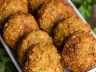Menù piatto falafel