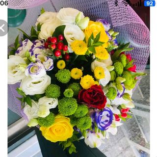 Verde margerita+rosa galle con lisantus con pricon