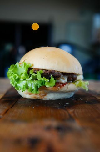 Simple snack burger