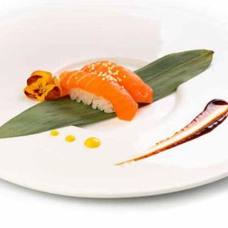 Nigiri salmone