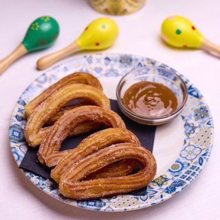Churros con Dulce de Leche