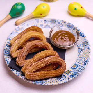 Churros con Dulce de Leche