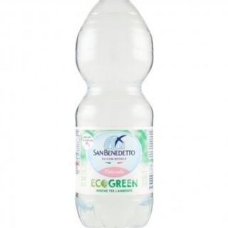 Acqua naturale