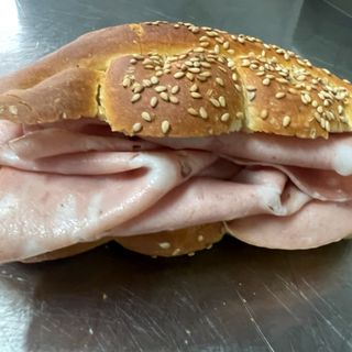Panino con mortadella 