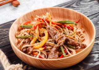 Spaghetti saltati con manzo