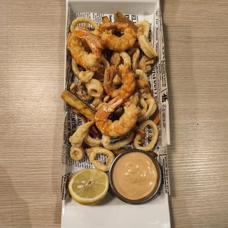 Fritto Misto di Calamari e Gamberi
