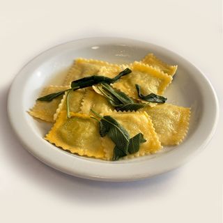 Ravioli Burro e Salvia