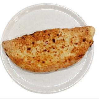 Calzone Lisa