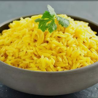 Riso giallo con verdure - una porzione